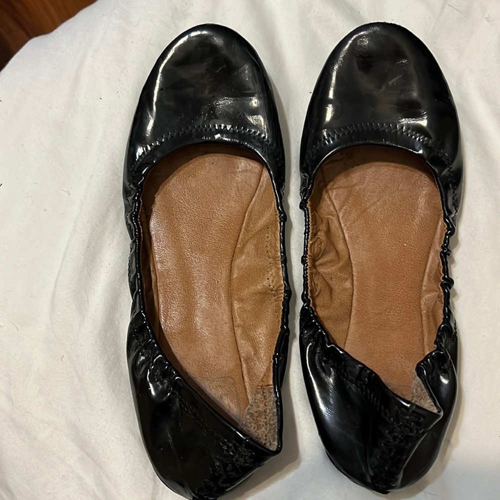 Lucky brand flats